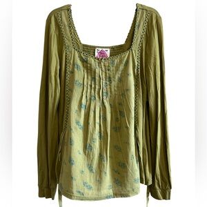 Free People 100% Cotton Olive Floral Blouse Size Medium